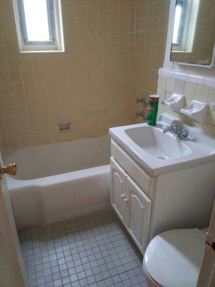 Building Photo - 92-1 Whitney Ave