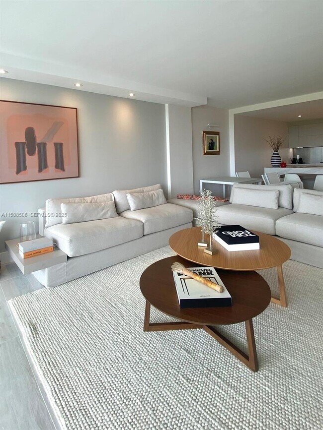 Building Photo - 199 Ocean Ln Dr