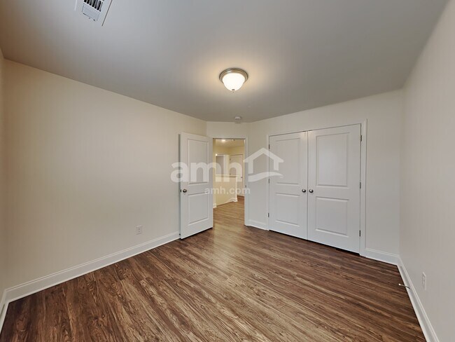 Building Photo - 4829 Chutney Dr