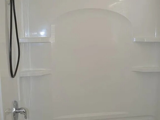 Building Photo - 2 bedroom townhome nestled in the heart of Fountain.