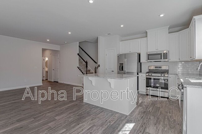 Building Photo - 522 Huntingdale Pl