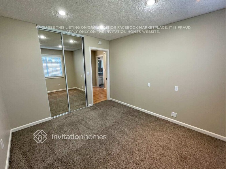 Building Photo - 408 Limewood Dr