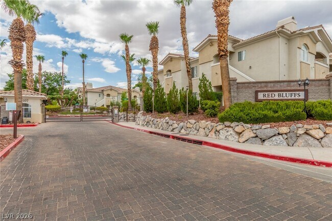 Building Photo - 1500 Cardinal Peak Ln