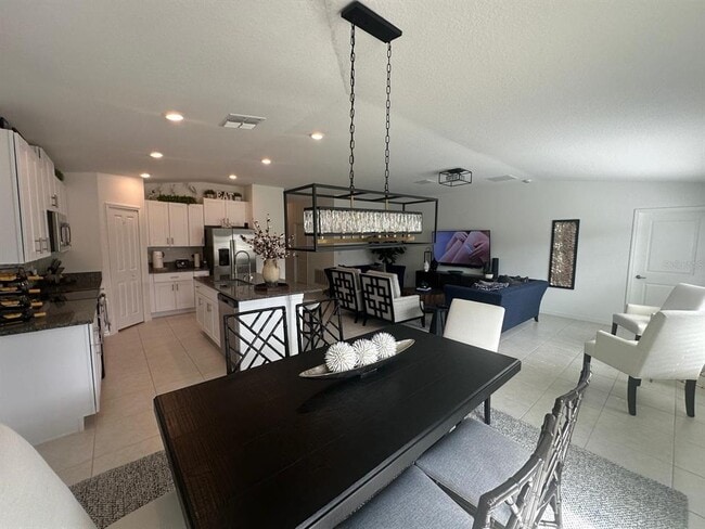 Building Photo - 32060 Hawthorne Cottage Pl