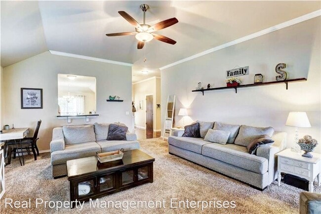Building Photo - 3 br, 2 bath House - 17609 Red Tailed Hawk...