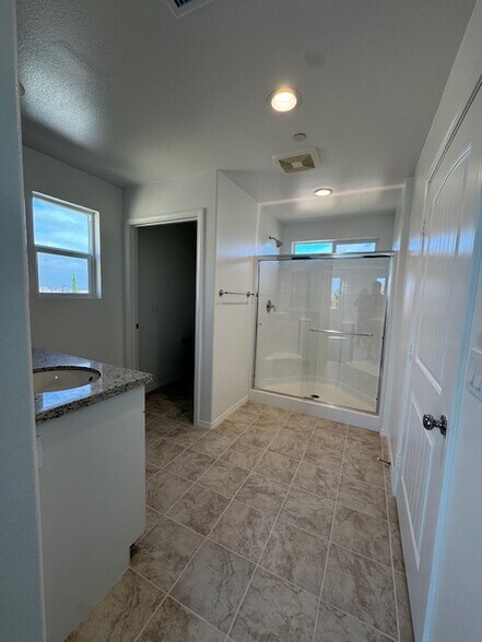Building Photo - 36886 Cascina Ln
