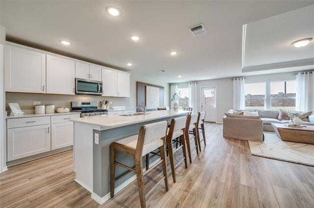 Building Photo - 5530 Agalinis Ave