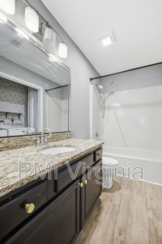 Building Photo - 4808 Boxford Rd