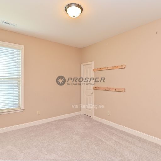 Building Photo - 709 Ravel Ct