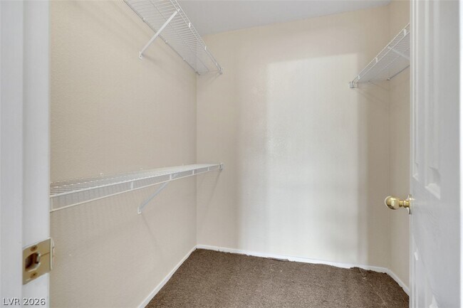 Building Photo - 2600 Pebblegold Ave