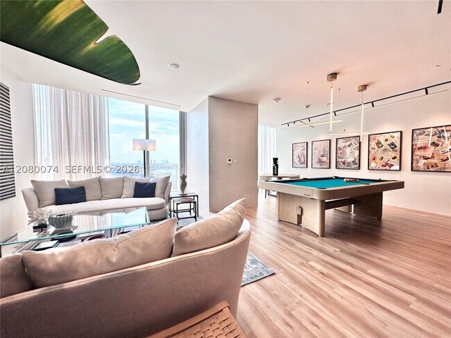 Building Photo - 1400 Biscayne Blvd