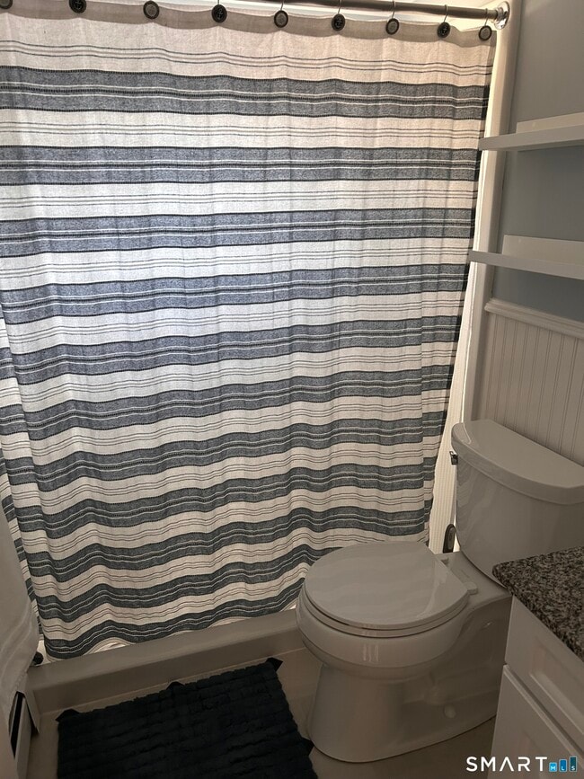 Building Photo - 22 Indianola Rd