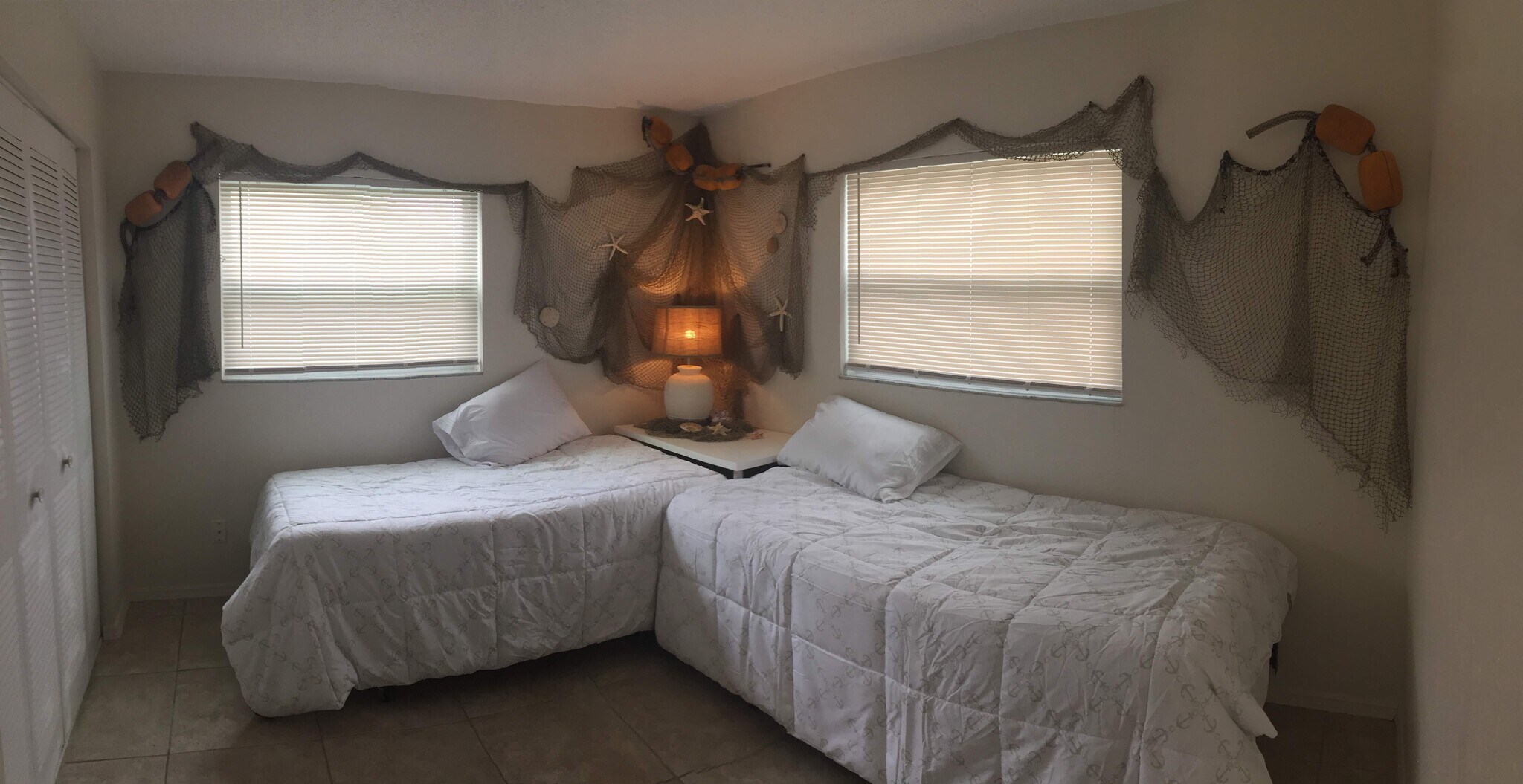 Second bedroom - 9825 Grace Dr