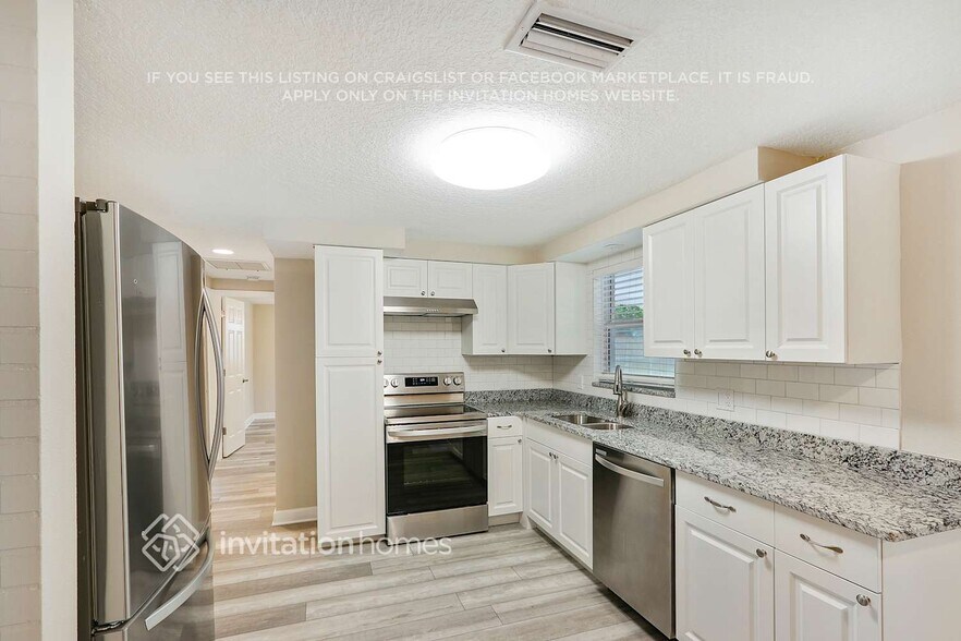 Building Photo - 3624 Linkwood St