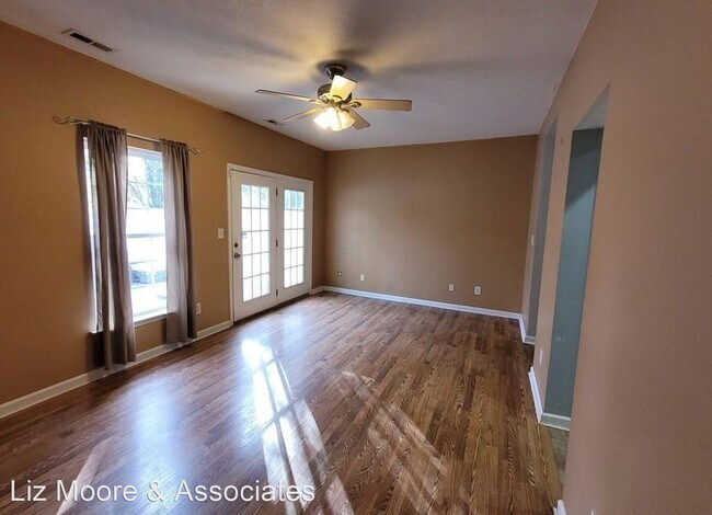 Building Photo - 3 br, 2.5 bath House - 1512 Creek Court