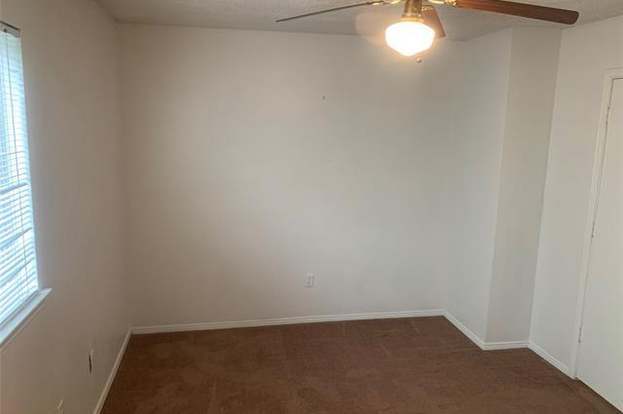 Building Photo - 115 Austin Stone Dr