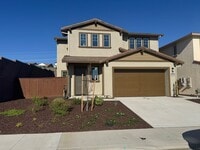 Building Photo - New Folsom home with solar!