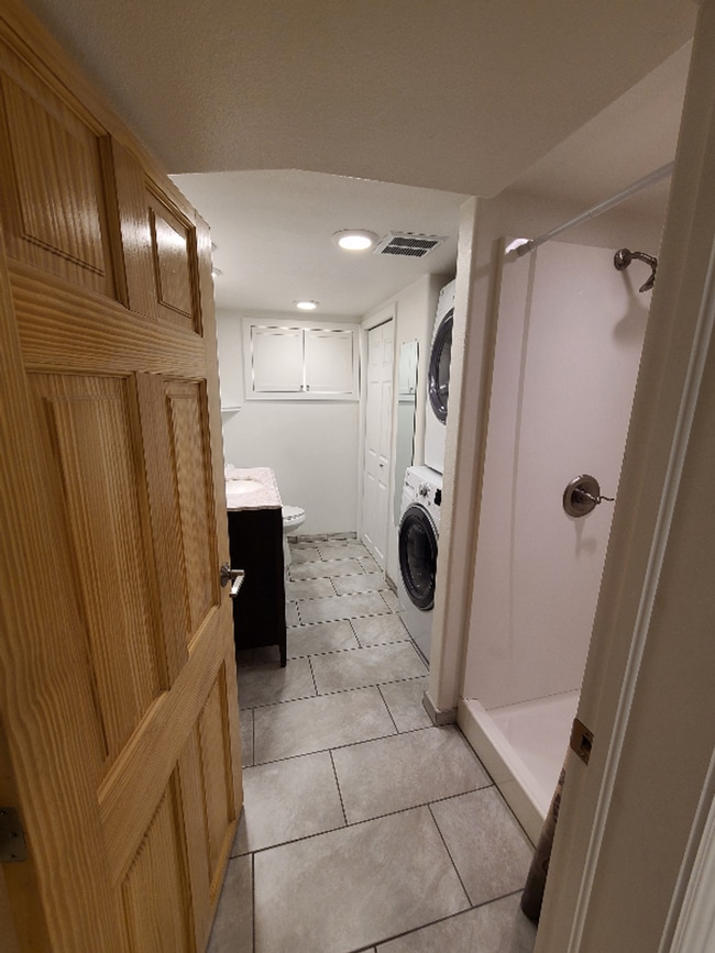 Building Photo - 1200 Dodge Ct