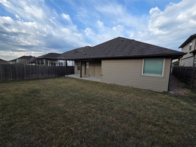 Building Photo - 129 Walkup Ln