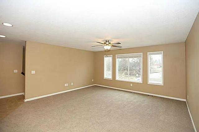 Building Photo - 3715 Marigold Dr