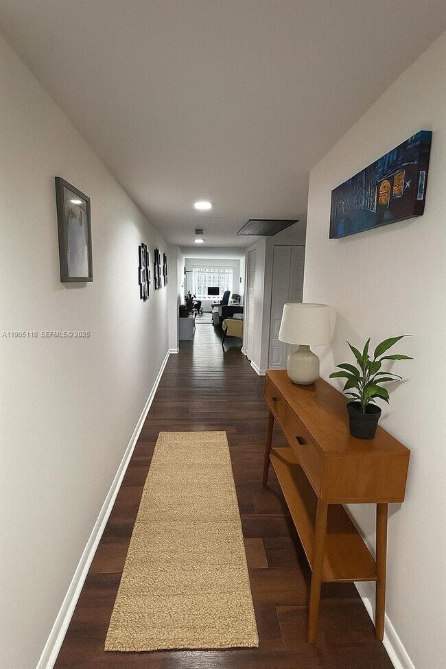 Building Photo - 500 SW 130th Terrace