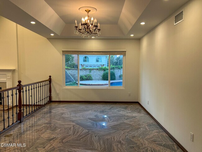 Building Photo - 5630 Hurford Ct