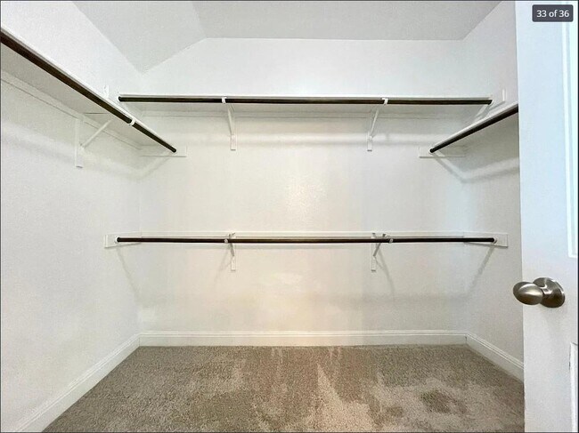 Building Photo - 205 Jude Cir