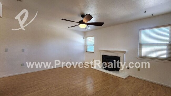 Building Photo - 12490 Iroquois Rd