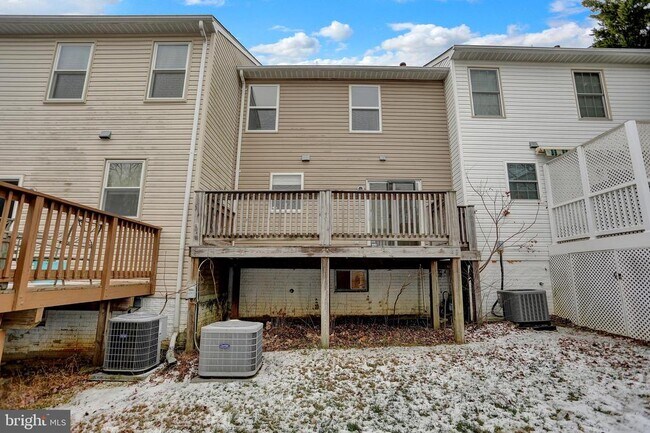 Building Photo - 3902 Cotton Tree Ln