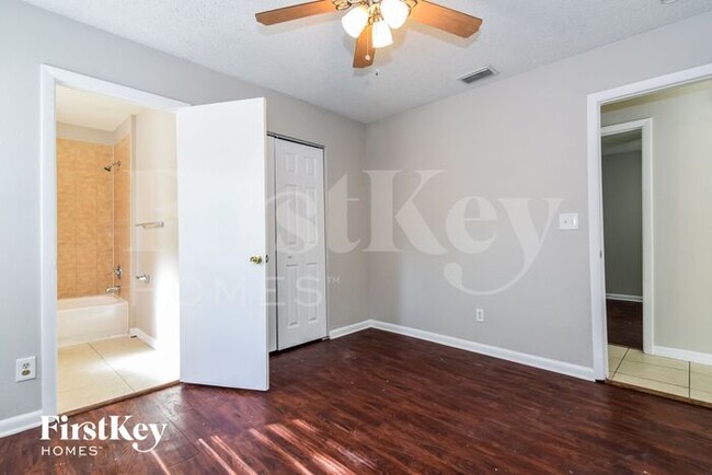 Building Photo - 3112 Gordon Ct