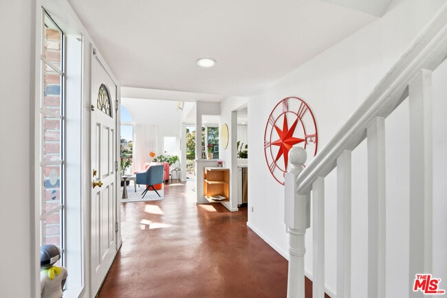 Building Photo - 469 Sherman Ave