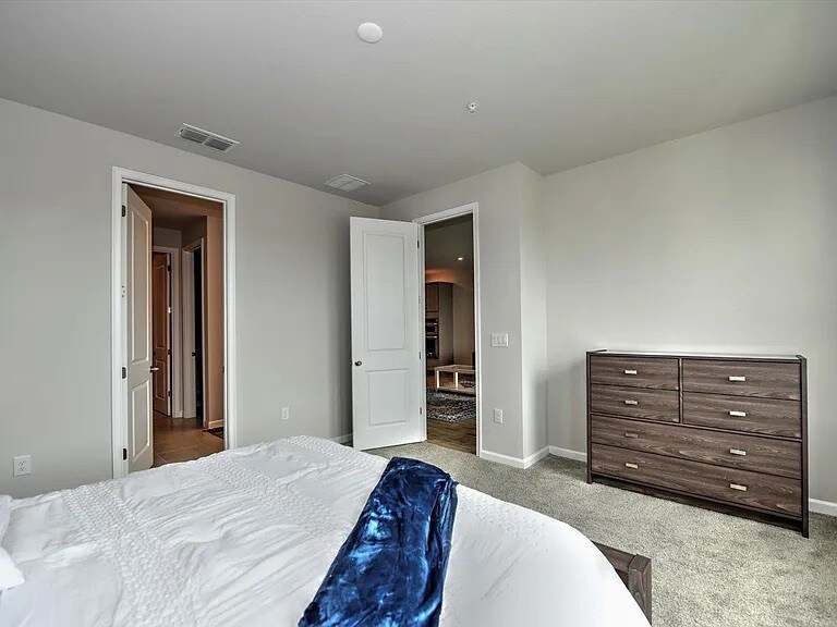 Building Photo - 4713 Arboretum Cir