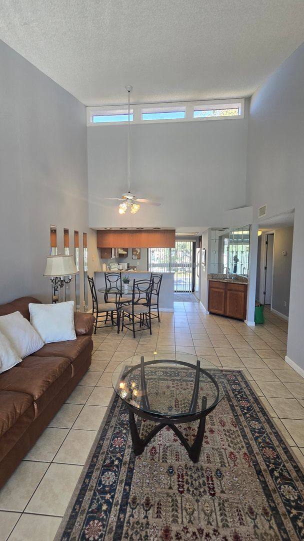 Building Photo - Furnished 2-Bed 2- Bath Condo