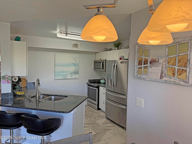 Building Photo - 7470 US-1