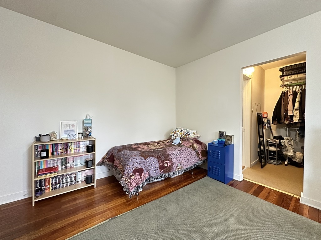 Building Photo - 4532 N Ashland Ave