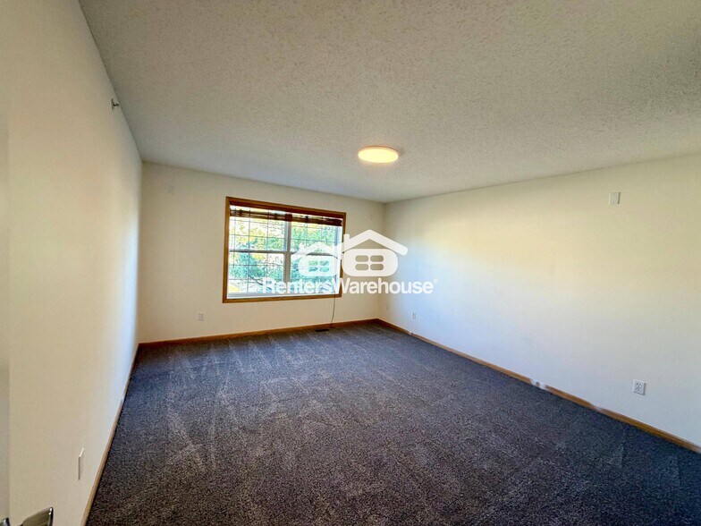 Building Photo - 1476 111th Dr NE