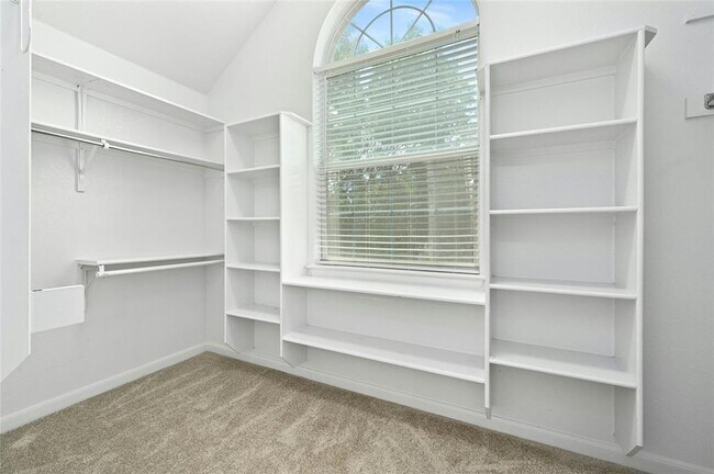 Building Photo - 2509 Salorn Way