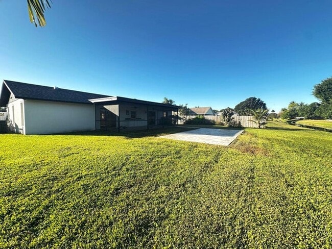 Building Photo - 11497 Anhinga Dr