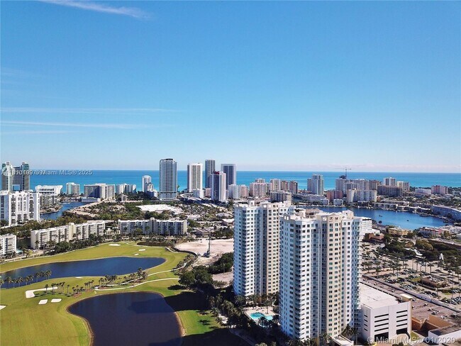 Building Photo - 1745 E Hallandale Beach Blvd