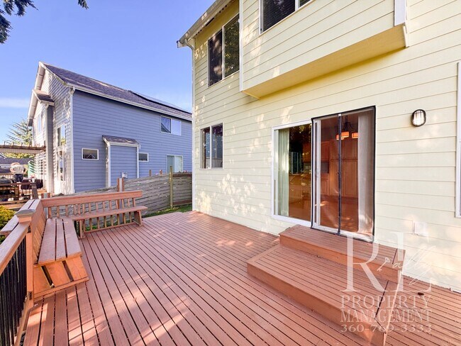 Building Photo - 18128 Mt Walker Dr NE