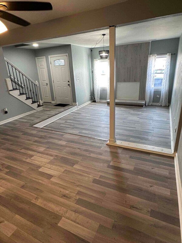 Building Photo - 716 Glenshire Dr
