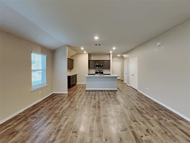 Building Photo - 2603 Hutchins Dr