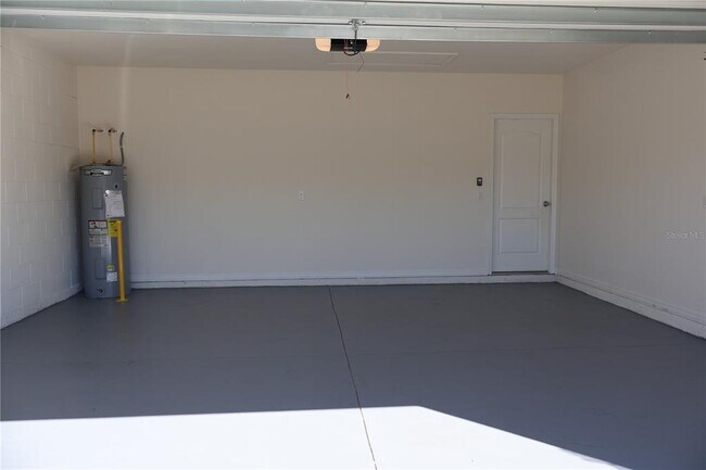 Building Photo - 1235 Iguana Lp