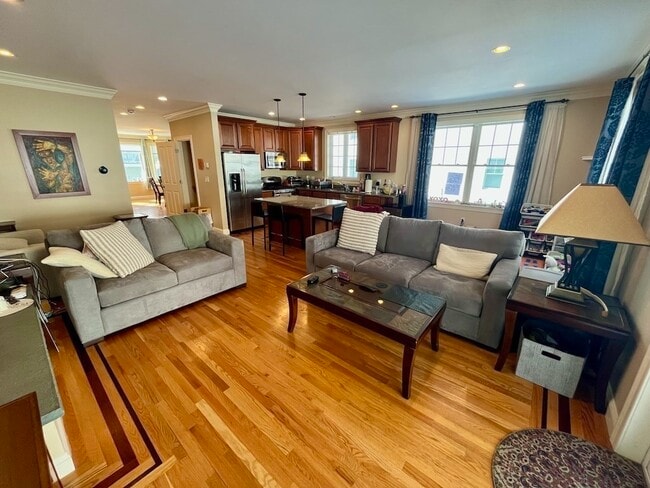 Building Photo - 79 Fayette St