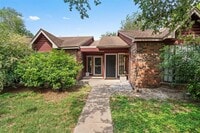 Building Photo - 1601 Faro Dr