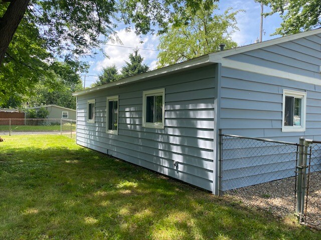 Building Photo - 155 Kirkwood Ave