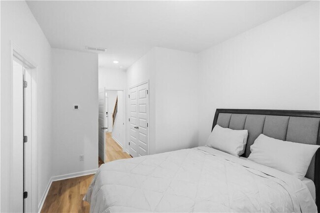 Building Photo - 1312 Lakota