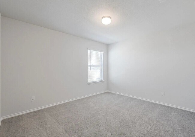 Building Photo - Charming 3BR House in Crowley