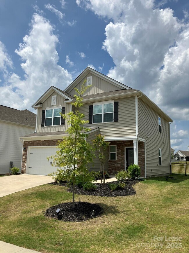 Building Photo - 223 Haddonsfield Dr