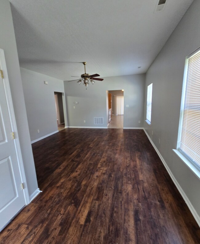 Building Photo - Westside Beautiful Updated 3 Bedroom Home near Raceway Rd and E County Rd 100 S